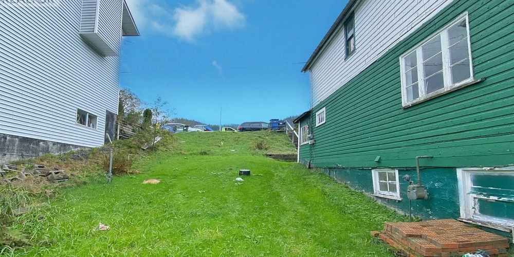 336 W 9TH AVENUE Prince Rupert Photo 2