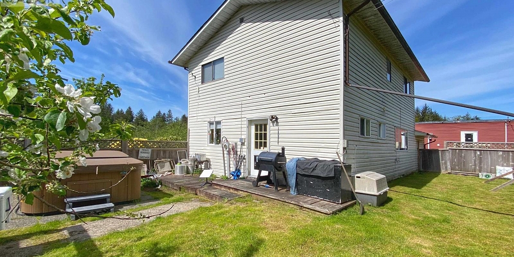 1750 PARK AVENUE Prince Rupert Photo 9