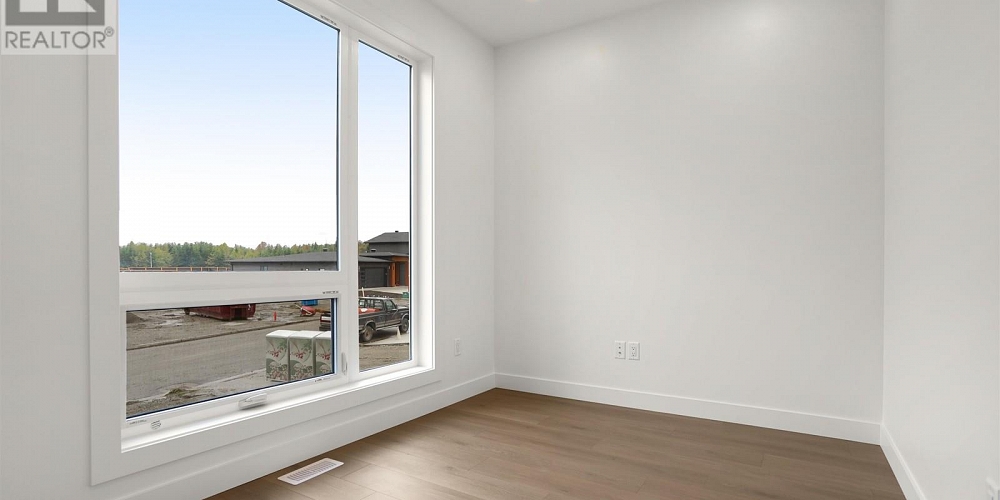 165 WAKITA STREET Kitimat Photo 17