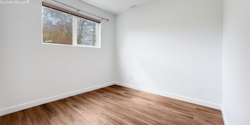 57 HALLMAN STREET Kitimat Photo 10
