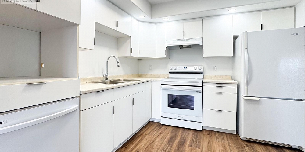 57 HALLMAN STREET Kitimat Photo 17