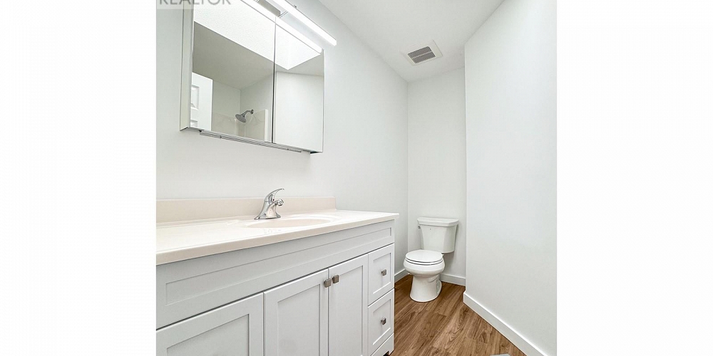 57 HALLMAN STREET Kitimat Photo 24