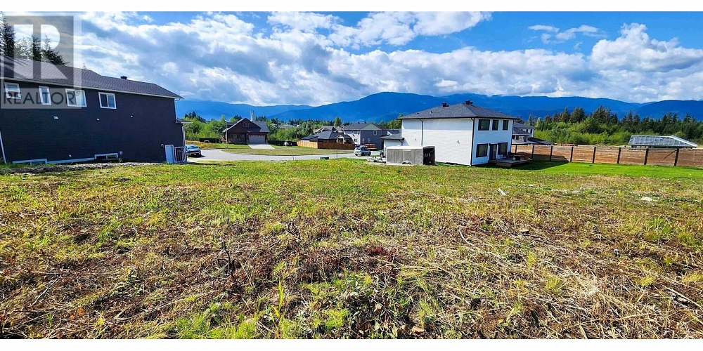 20 ROBINSON STREET Kitimat Photo 4
