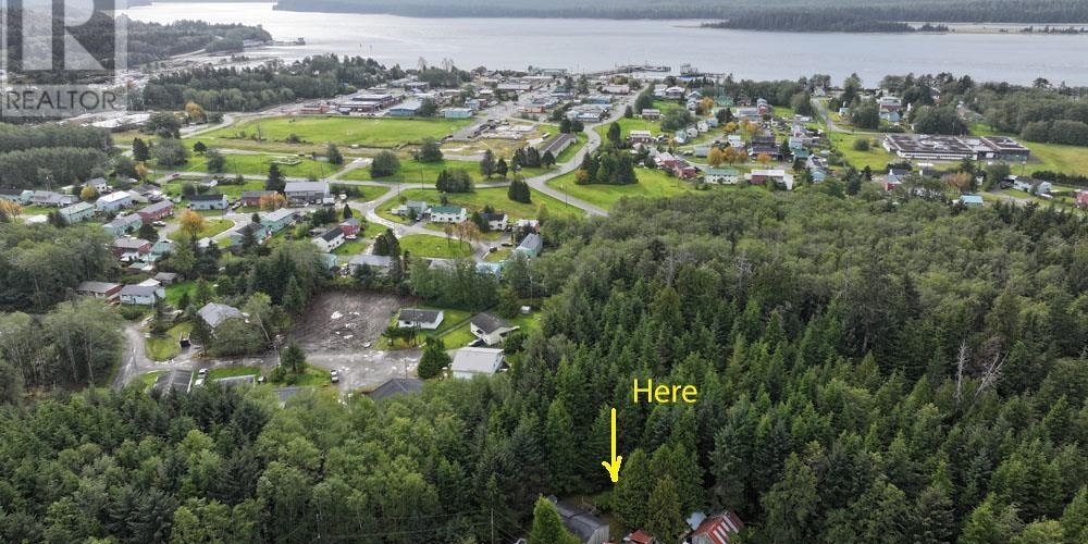 2092 TEAL BOULEVARD Masset Photo 8