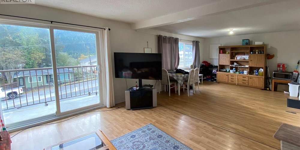 400 W 6TH AVENUE Prince Rupert Photo 3