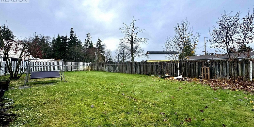 43 SWALLOW STREET Kitimat Photo 14
