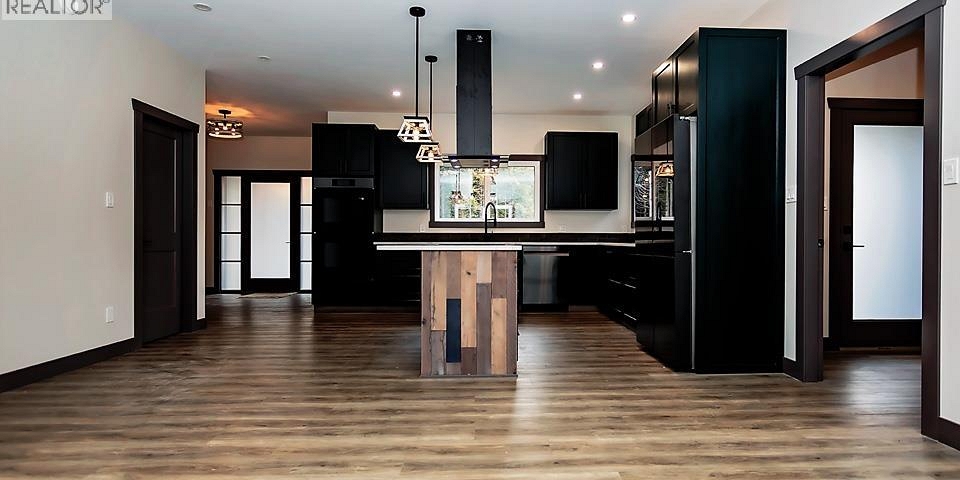 273 LOGANBERRY AVENUE Kitimat Photo 10