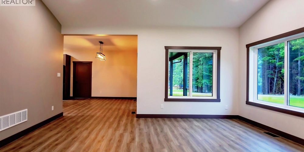 273 LOGANBERRY AVENUE Kitimat Photo 14