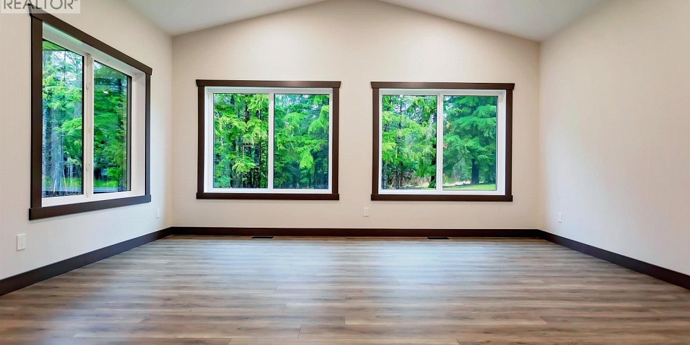 273 LOGANBERRY AVENUE Kitimat Photo 15