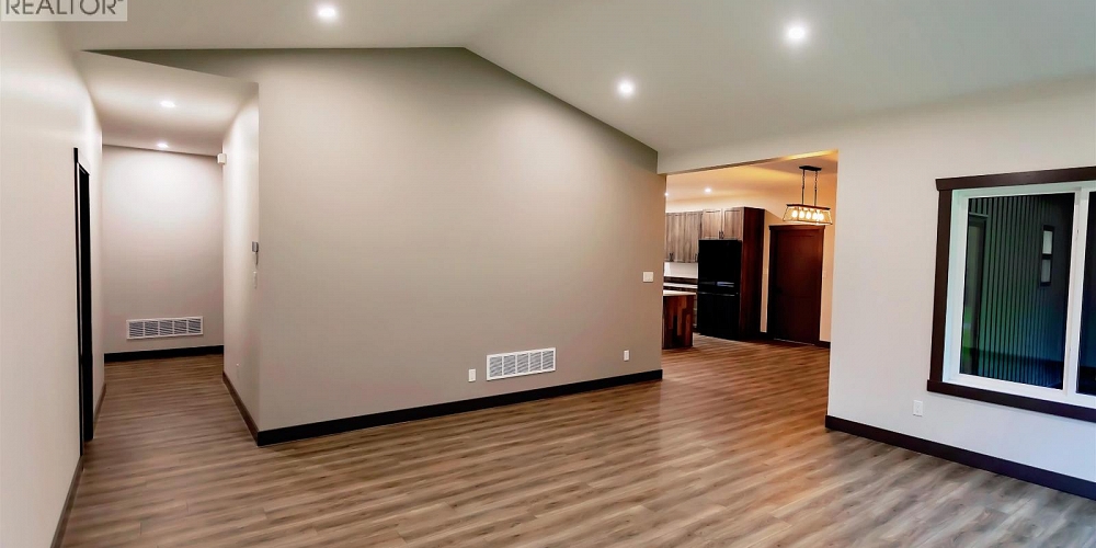 273 LOGANBERRY AVENUE Kitimat Photo 16