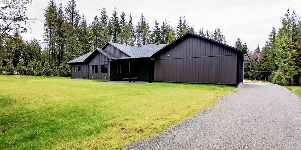 273 LOGANBERRY AVENUE Kitimat Photo 38