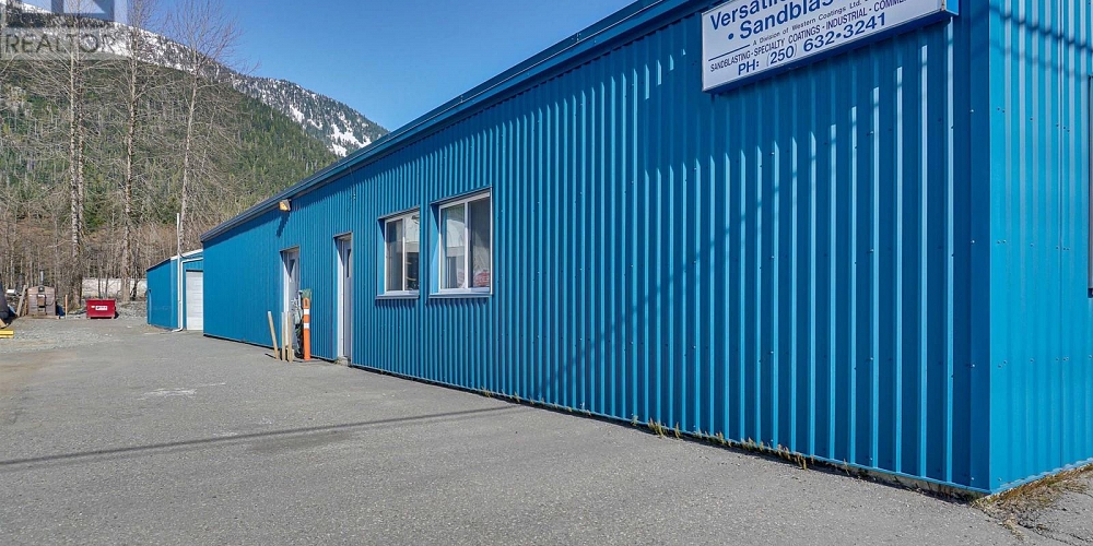 A 710 ENTERPRISE AVENUE Kitimat Photo 2