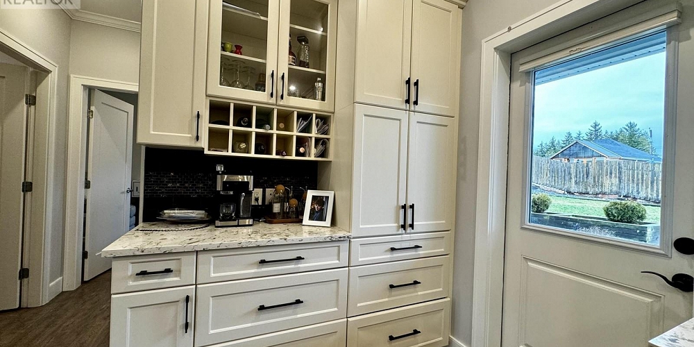 1005 EDWARD AVENUE Prince Rupert Photo 17