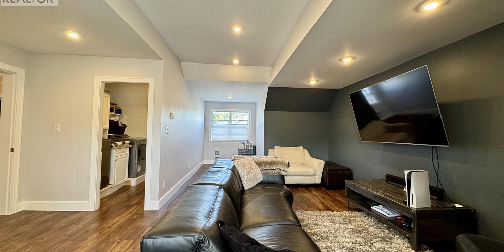 1005 EDWARD AVENUE Prince Rupert Photo 24