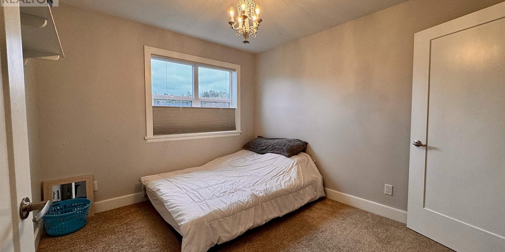 1005 EDWARD AVENUE Prince Rupert Photo 28