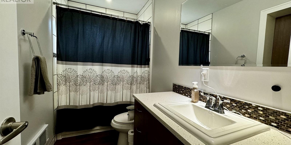 1005 EDWARD AVENUE Prince Rupert Photo 29