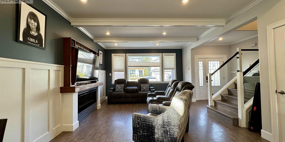 1005 EDWARD AVENUE Prince Rupert Photo 3