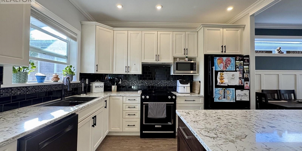 1005 EDWARD AVENUE Prince Rupert Photo 8