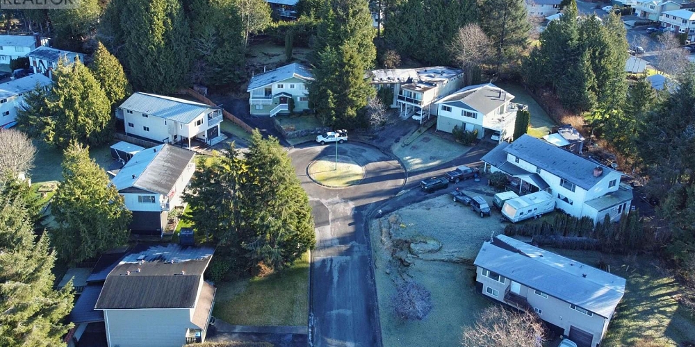 121 CADE PLACE Prince Rupert Photo 38