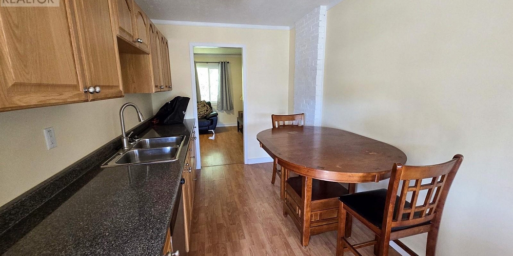 10 GANDER CRESCENT Kitimat Photo 2