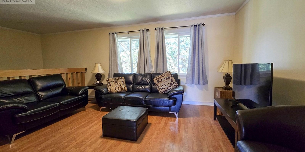 10 GANDER CRESCENT Kitimat Photo 5