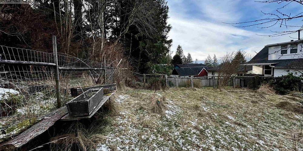 860 W 6TH AVENUE Prince Rupert Photo 29