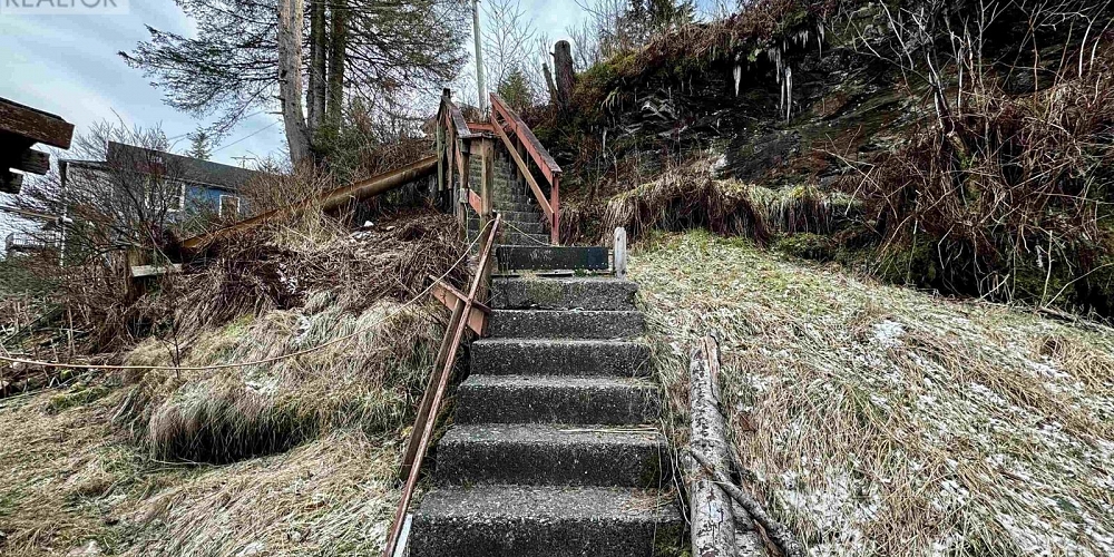 860 W 6TH AVENUE Prince Rupert Photo 30