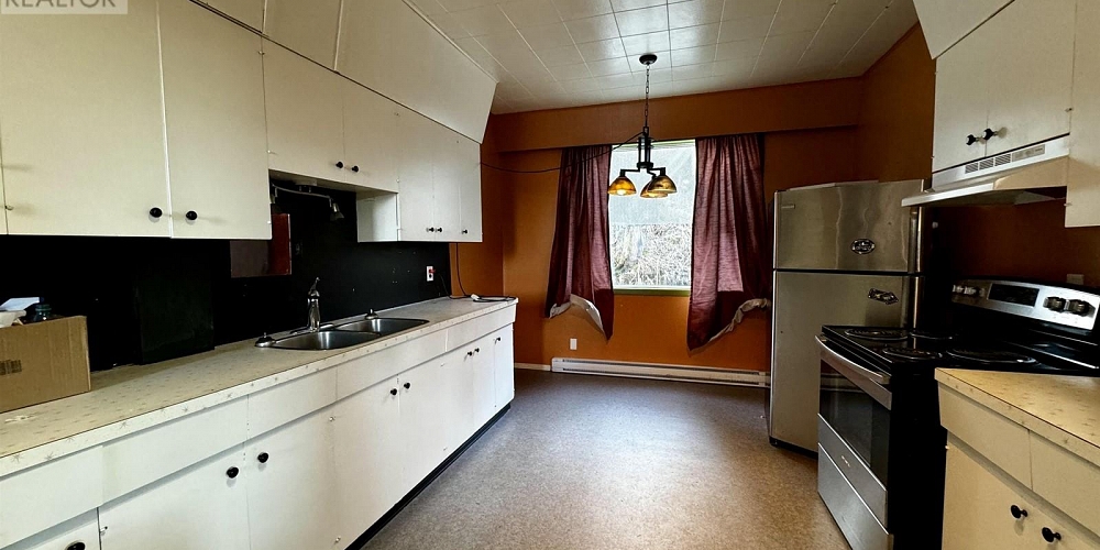 860 W 6TH AVENUE Prince Rupert Photo 5