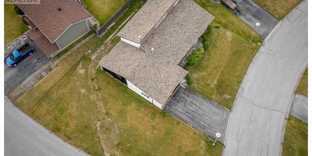 150 ANGLE STREET Kitimat Photo 38
