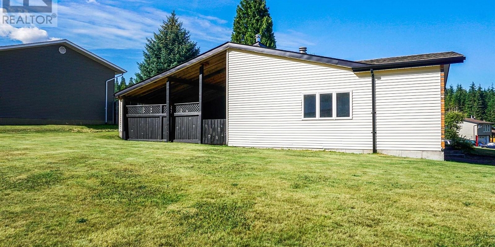 150 ANGLE STREET Kitimat Photo 40