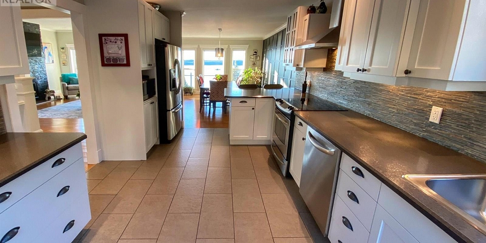 2129 GRAHAM AVENUE Prince Rupert Photo 11