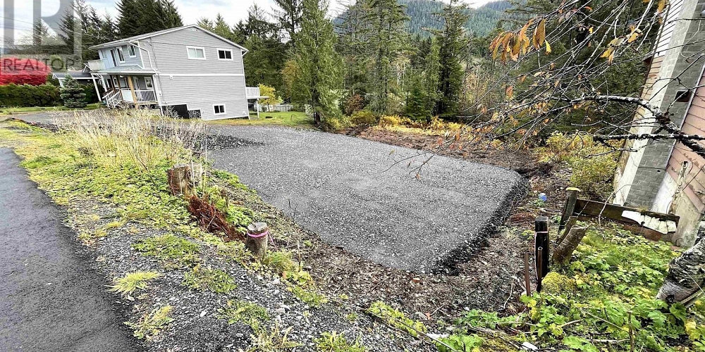 LOTS 5-8 W 9TH AVENUE Prince Rupert Photo 2