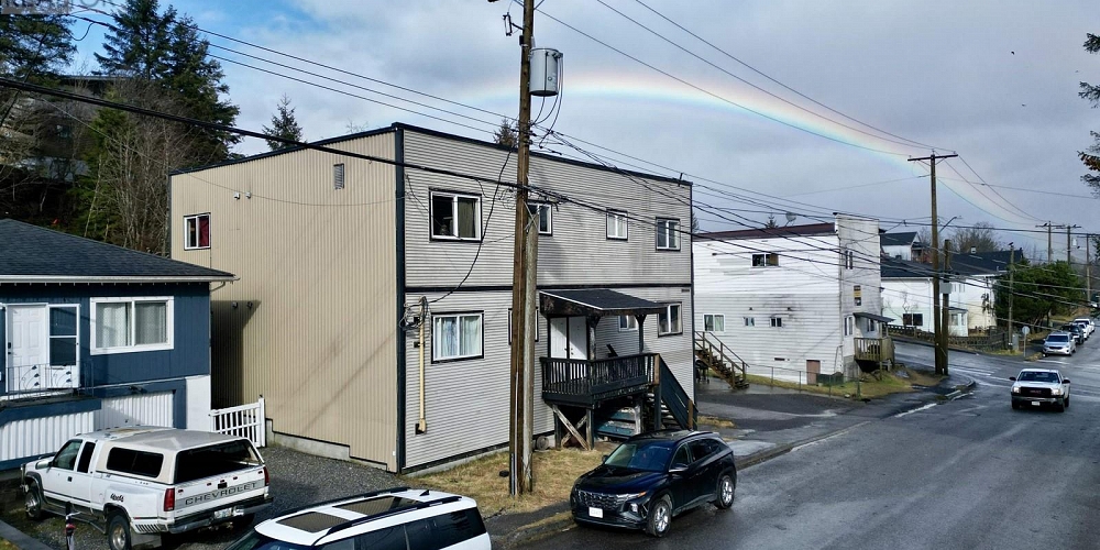 616 W 7TH AVENUE Prince Rupert Photo 8