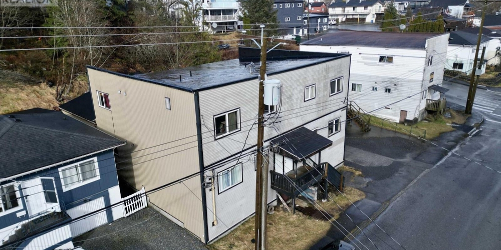616 W 7TH AVENUE Prince Rupert Photo 9
