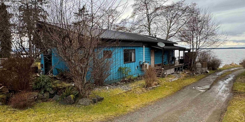 101 BAYVIEW DRIVE Port Clements Photo 2