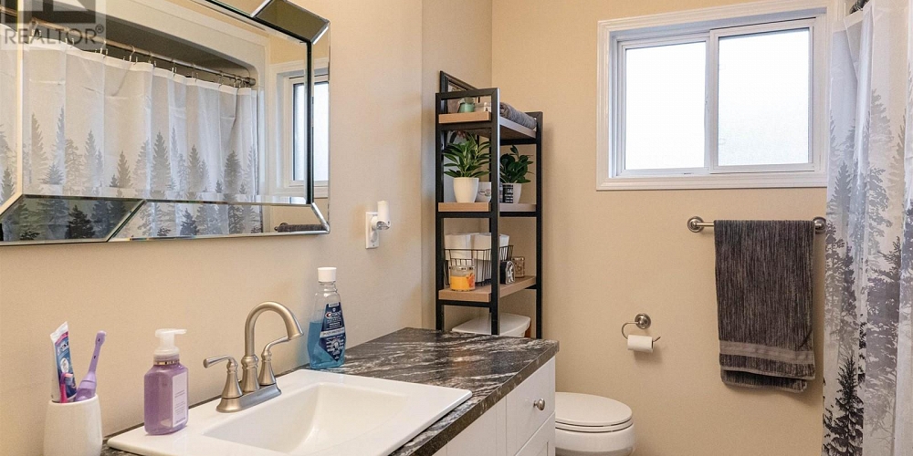 44 CARSWELL STREET Kitimat Photo 11