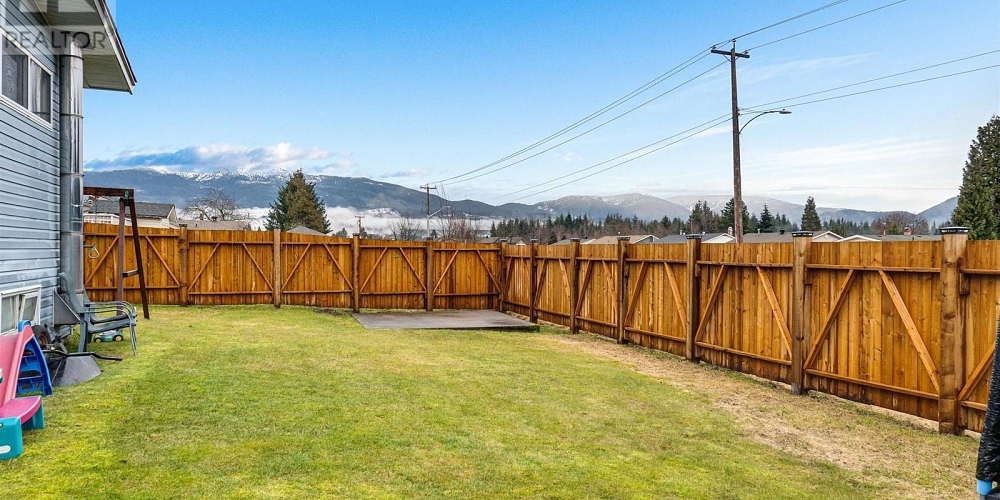 44 CARSWELL STREET Kitimat Photo 21