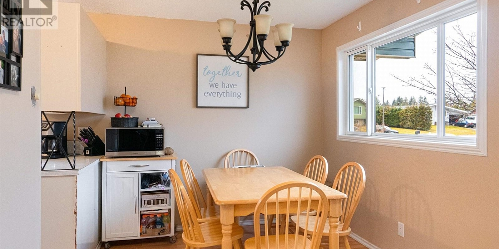44 CARSWELL STREET Kitimat Photo 6