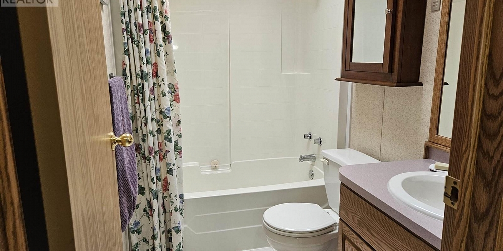 84 3616 LARCH AVENUE Terrace Photo 10
