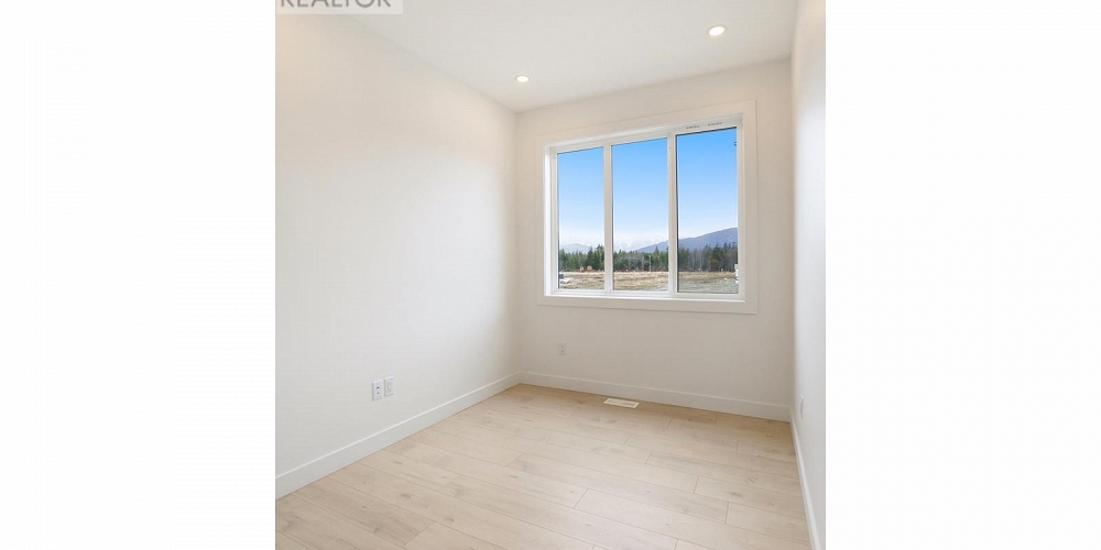 173 WAKITA STREET Kitimat Photo 16