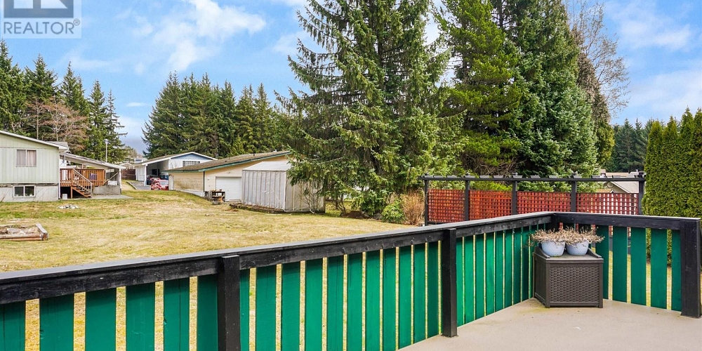 1124 TWEEDSMUIR AVENUE Kitimat Photo 14
