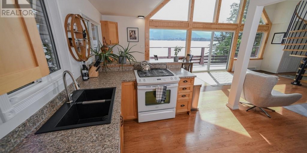 2364 CATT POINT ROAD Terrace Photo 8