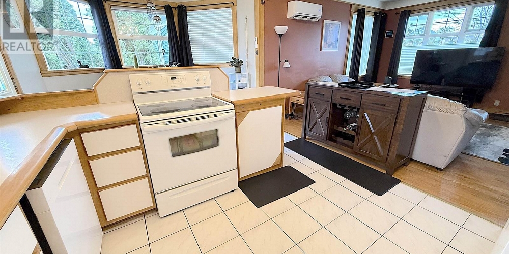 624 E 7TH AVENUE Prince Rupert Photo 12