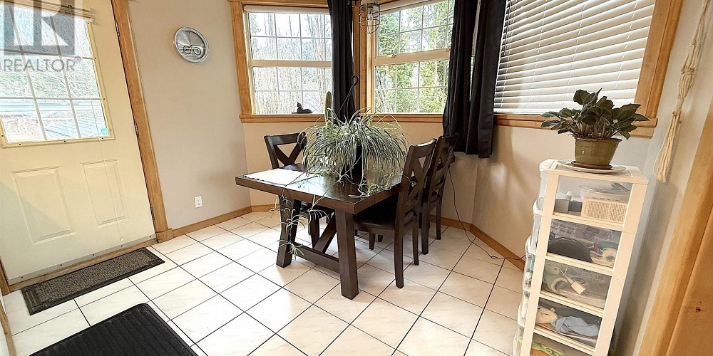 624 E 7TH AVENUE Prince Rupert Photo 6