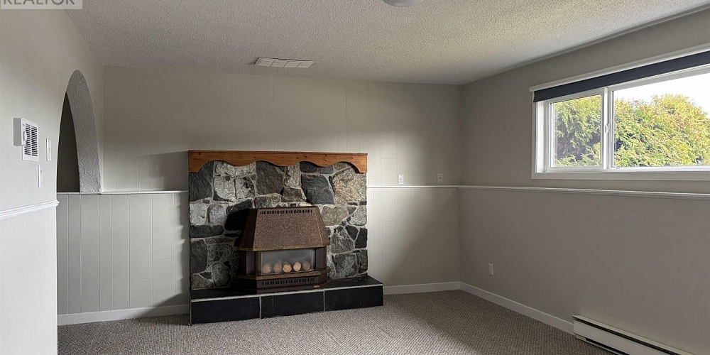 7 CHARLES STREET Kitimat Photo 14