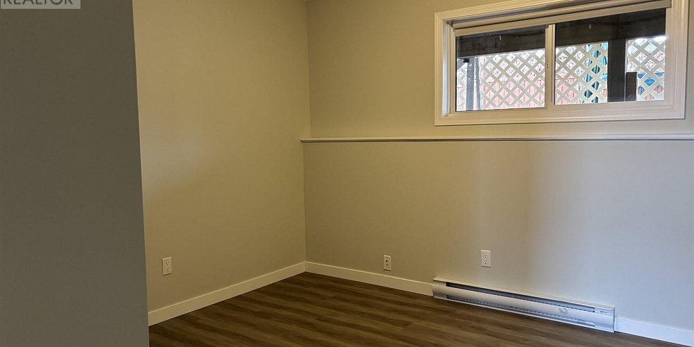 7 CHARLES STREET Kitimat Photo 15