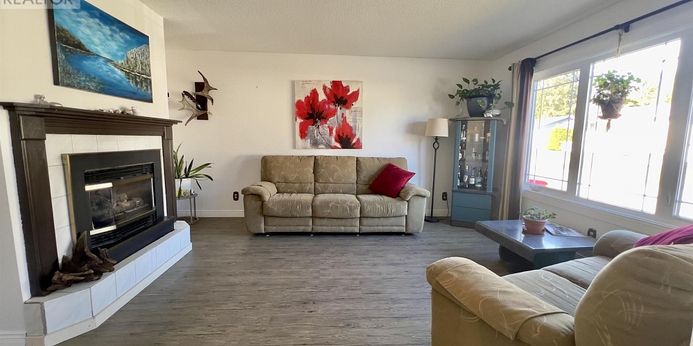 31 GWYN STREET Kitimat Photo 8