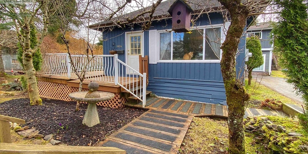 1634 E 11TH AVENUE Prince Rupert Photo 2