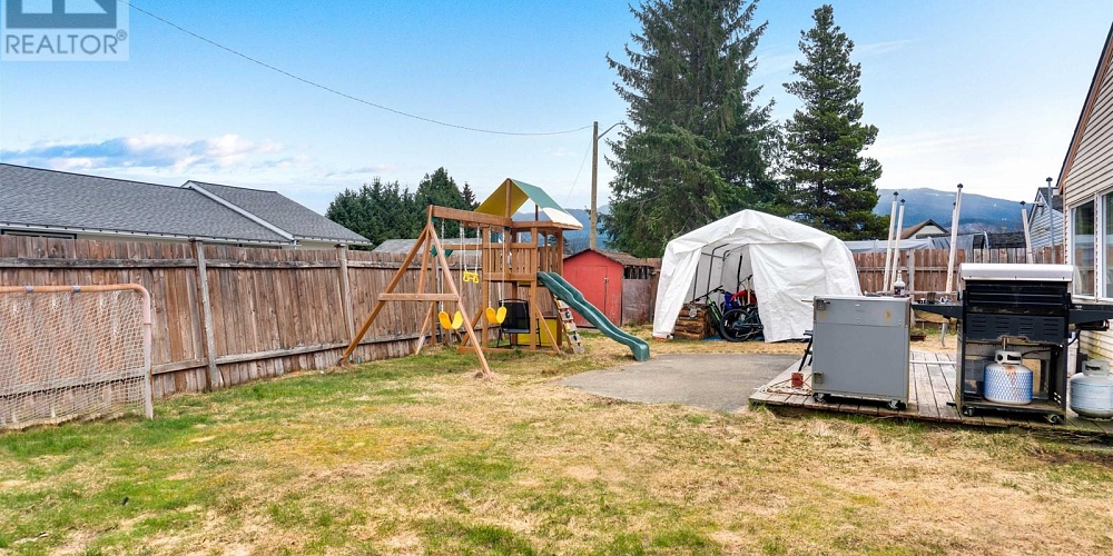 110 WILLISCROFT STREET Kitimat Photo 16
