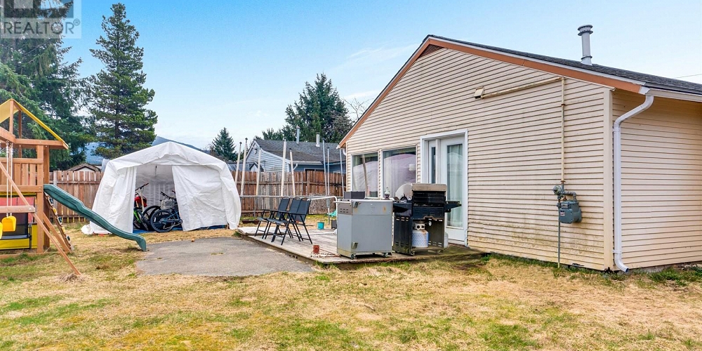 110 WILLISCROFT STREET Kitimat Photo 17